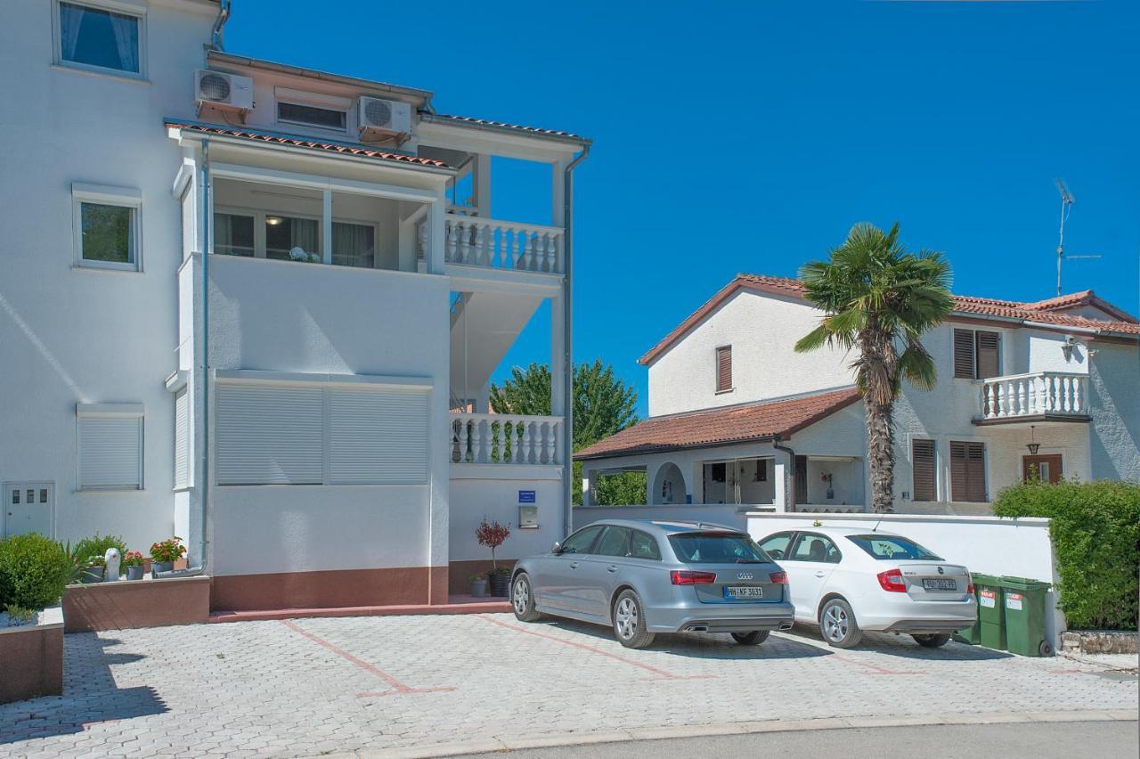 Apartments Somi بوريتش المظهر الخارجي الصورة