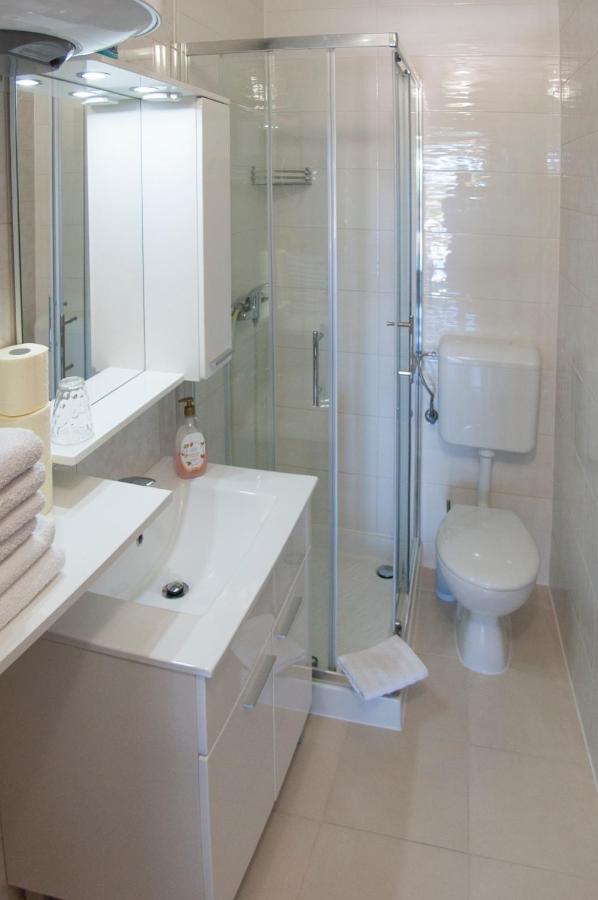 Apartments Somi بوريتش المظهر الخارجي الصورة