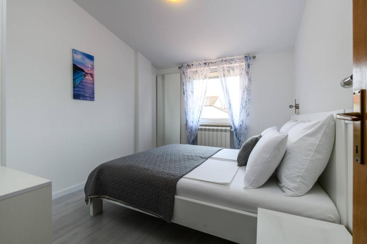 Apartments Somi بوريتش المظهر الخارجي الصورة