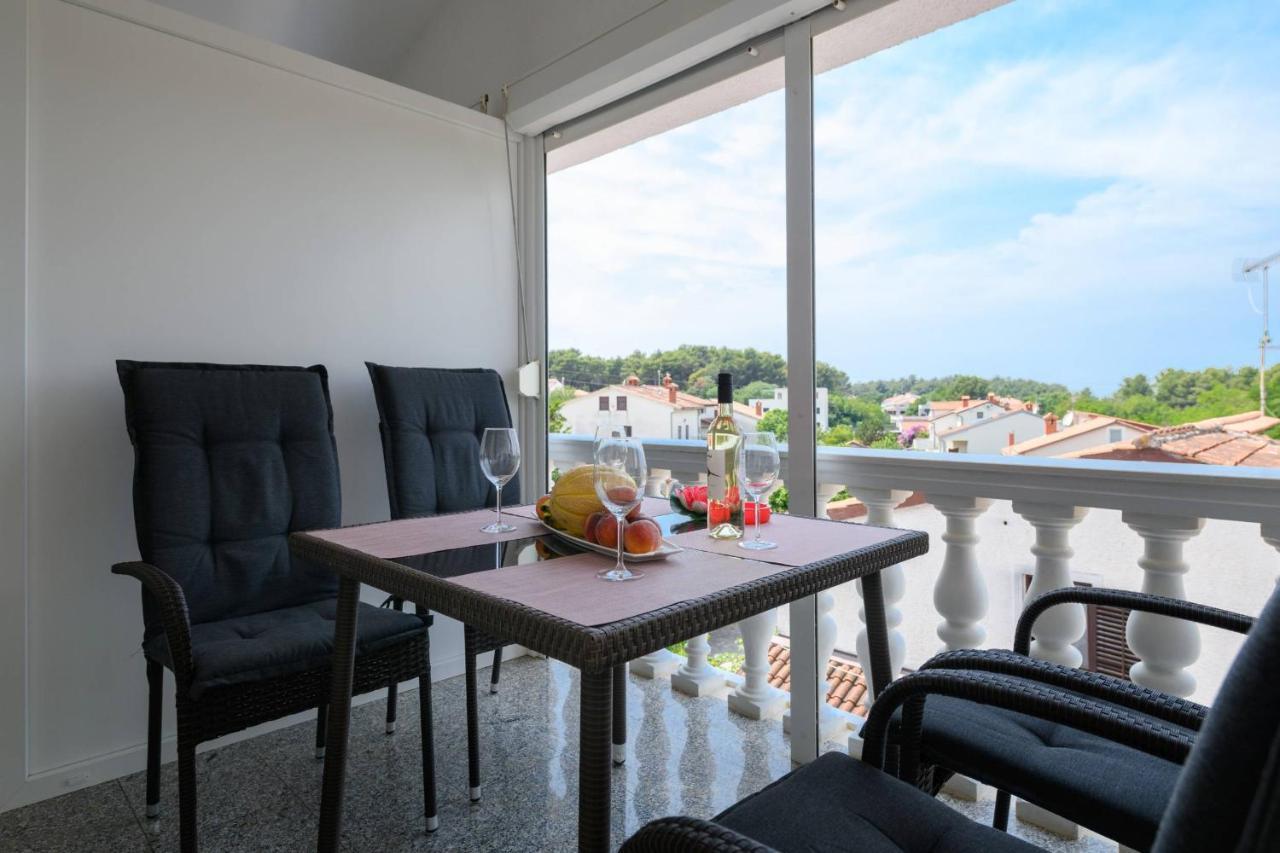 Apartments Somi بوريتش المظهر الخارجي الصورة