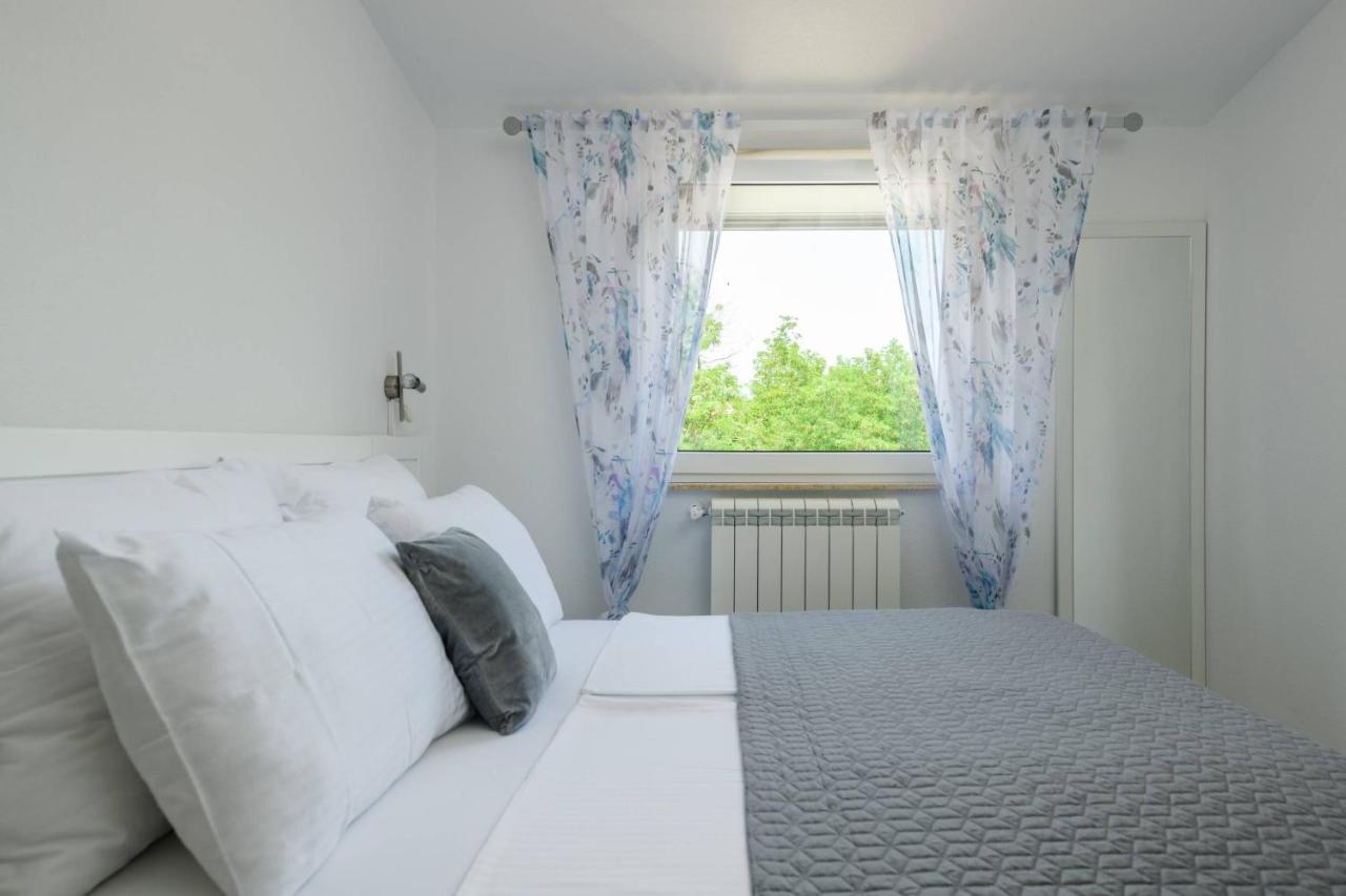 Apartments Somi بوريتش المظهر الخارجي الصورة